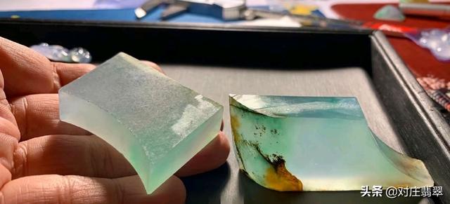 翡翠玻璃种和冰种哪个好玻璃种翡翠冰种原石-第1张图片-翡翠网