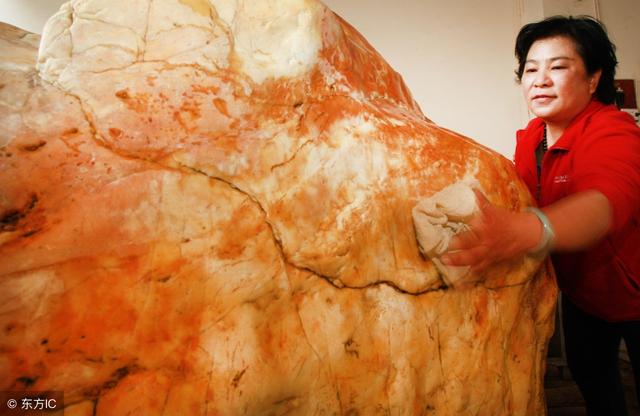 玻璃种翡翠原石图片黄翡翠原石图片欣赏图片-第2张图片-翡翠网 玻璃种翡翠原石图片黄翡翠原石图片欣赏图片-第2张图片-翡翠网