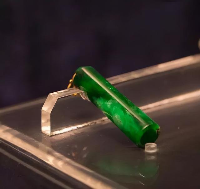 清代翡翠翎管价格清代翡翠翎管2016价格-第5张图片-翡翠网 清代翡翠翎管价格清代翡翠翎管2016价格-第5张图片-翡翠网