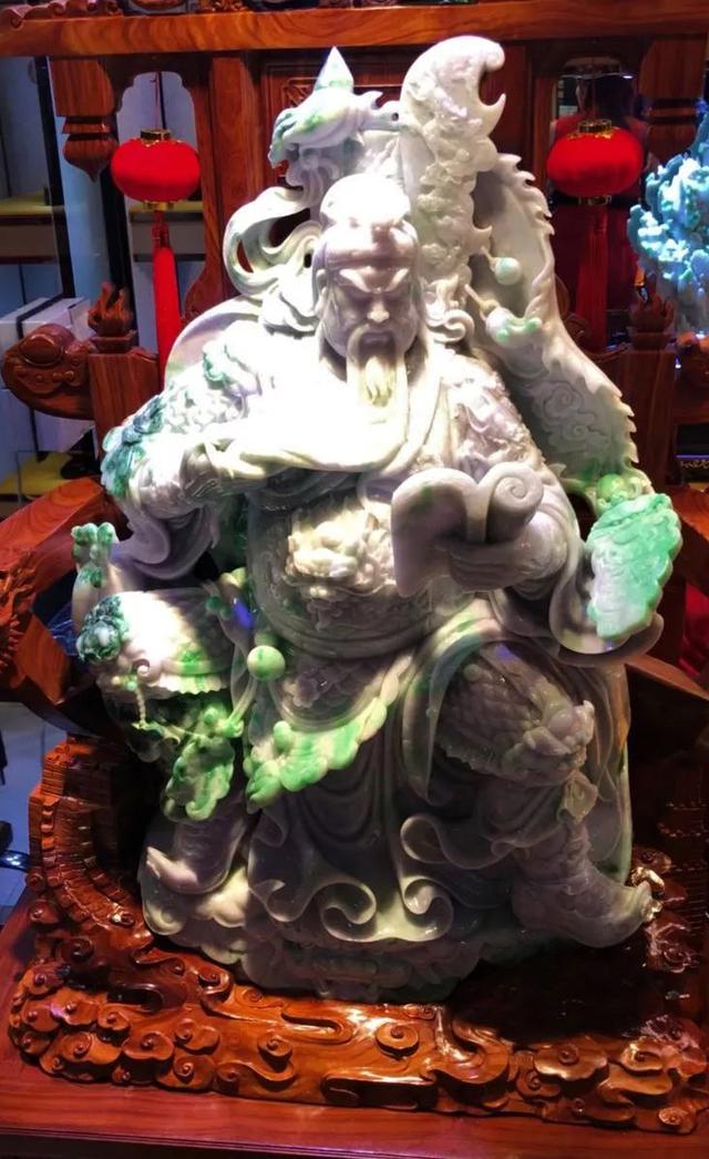 翡翠吊坠厚度达到多少可以收藏翡翠吊坠收藏知识-第5张图片-翡翠网 翡翠吊坠厚度达到多少可以收藏翡翠吊坠收藏知识-第5张图片-翡翠网