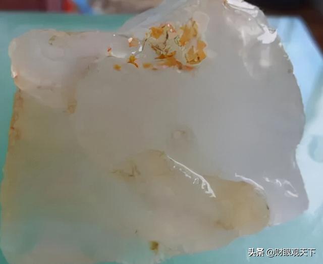 保山高冰种翡翠籽料原石的简单介绍-第7张图片-翡翠网