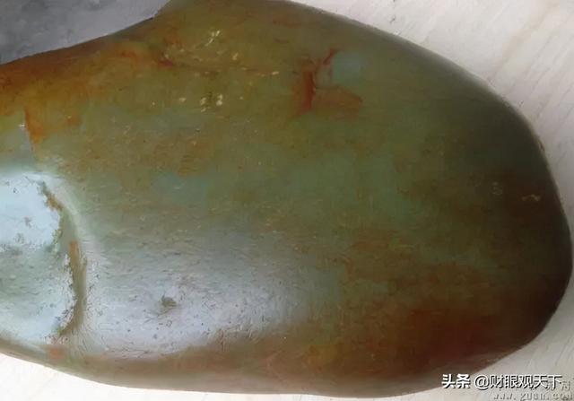 保山高冰种翡翠籽料原石的简单介绍-第19张图片-翡翠网