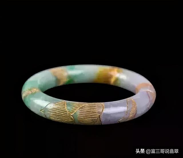 翡翠手镯好重,翡翠手镯轻的好还是重的好-第4张图片-翡翠网 翡翠手镯好重,翡翠手镯轻的好还是重的好-第4张图片-翡翠网