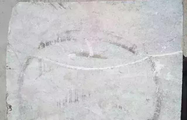 土豪翡翠原石视频翡翠原石怎么去皮视频-第16张图片-翡翠网 土豪翡翠原石视频翡翠原石怎么去皮视频-第16张图片-翡翠网