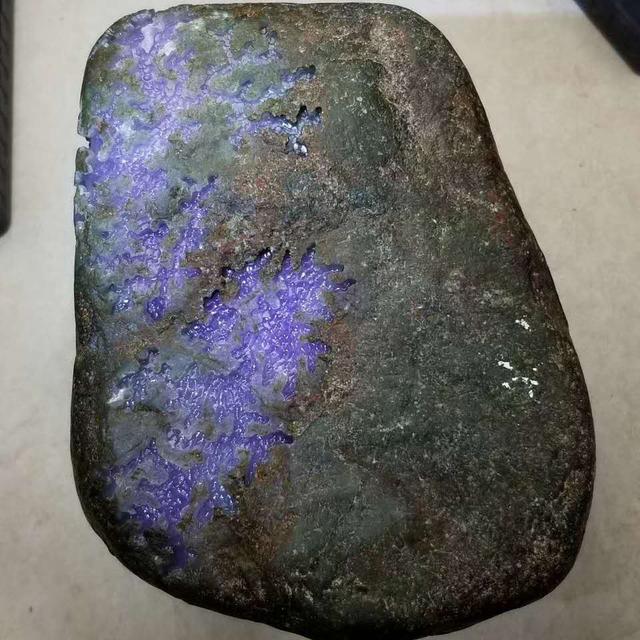 冰飘花翡翠手镯图片及价格冰浓紫翡翠手镯图片-第1张图片-翡翠网 冰飘花翡翠手镯图片及价格冰浓紫翡翠手镯图片-第1张图片-翡翠网