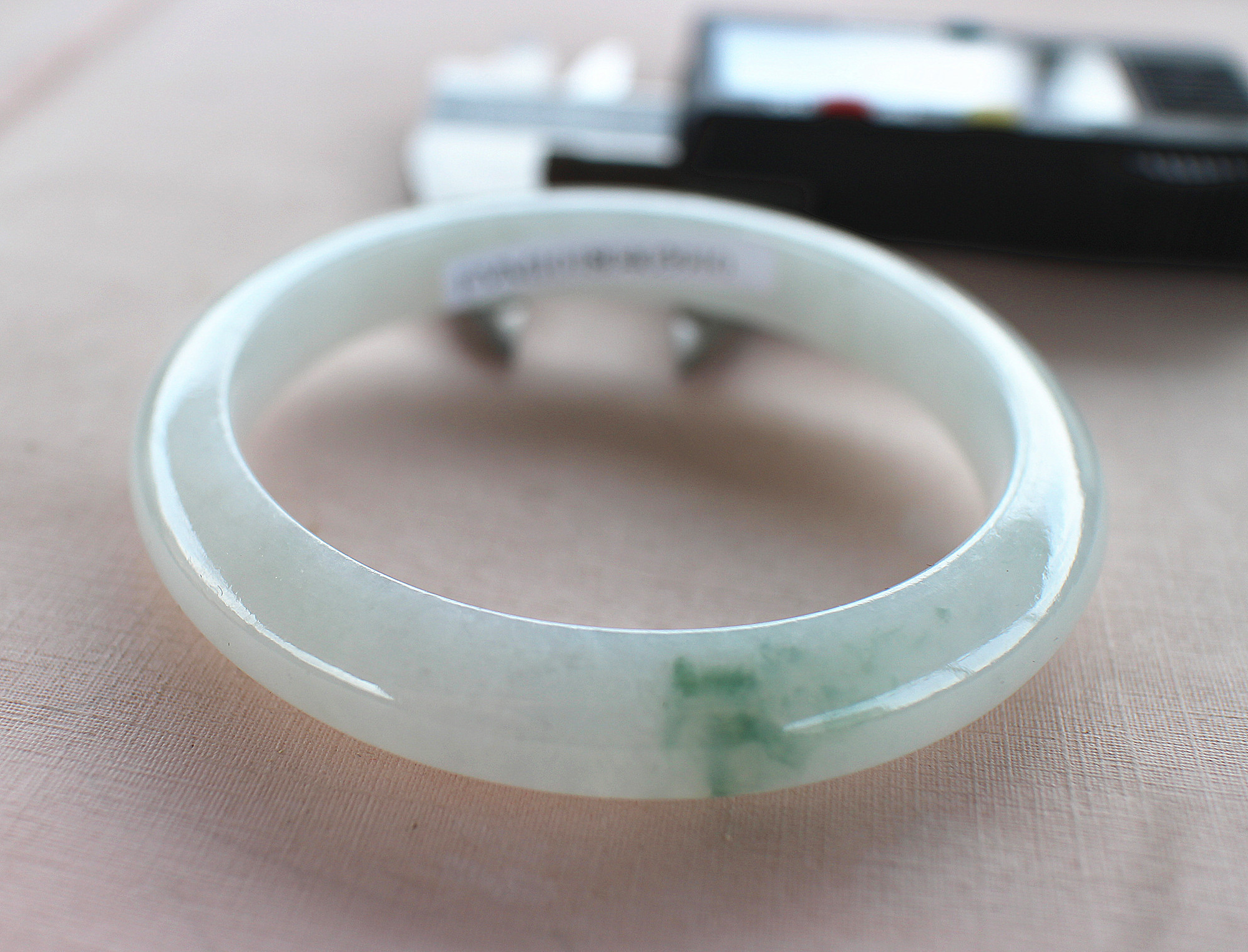 瑞丽市翡翠手镯专卖,瑞丽市翡翠市场-第1张图片-翡翠网 瑞丽市翡翠手镯专卖,瑞丽市翡翠市场-第1张图片-翡翠网