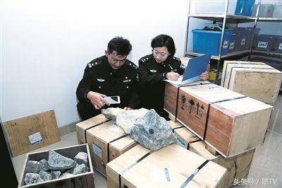 翡翠原石怎么托运,翡翠原石怎么处理-第14张图片-翡翠网 翡翠原石怎么托运,翡翠原石怎么处理-第14张图片-翡翠网