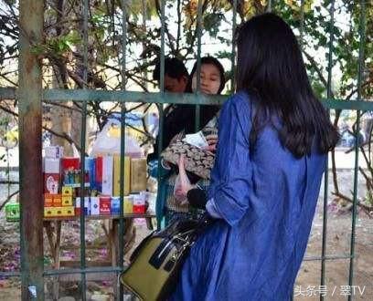 翡翠原石怎么托运,翡翠原石怎么处理-第22张图片-翡翠网 翡翠原石怎么托运,翡翠原石怎么处理-第22张图片-翡翠网