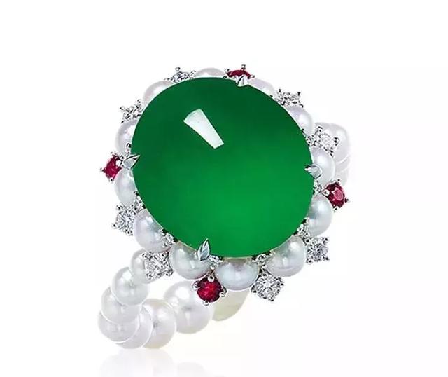 保利拍的翡翠手镯法拍翡翠手镯-第12张图片-翡翠网 保利拍的翡翠手镯法拍翡翠手镯-第12张图片-翡翠网