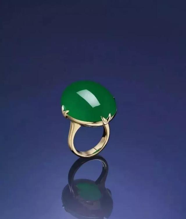 玻璃种翡翠手镯开价一个亿,玻璃种翡翠手镯-第2张图片-翡翠网 玻璃种翡翠手镯开价一个亿,玻璃种翡翠手镯-第2张图片-翡翠网