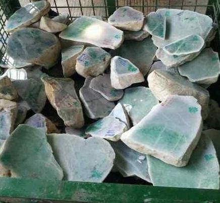 我想卖翡翠原石卖翡翠原石-第2张图片-翡翠网 我想卖翡翠原石卖翡翠原石-第2张图片-翡翠网