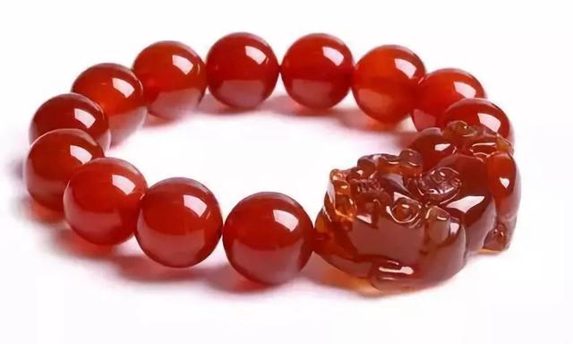 鞍山天然翡翠原石价值,翡翠原石投资价值-第19张图片-翡翠网 鞍山天然翡翠原石价值,翡翠原石投资价值-第19张图片-翡翠网