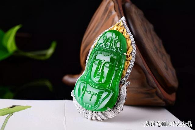 翡翠手镯水变成乌色翡翠手镯可以一直放在水里吗-第4张图片-翡翠网 翡翠手镯水变成乌色翡翠手镯可以一直放在水里吗-第4张图片-翡翠网