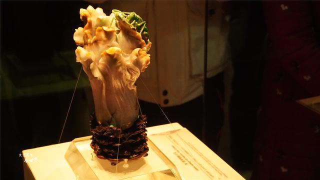 翡翠白菜图片大全图片欣赏翡翠白菜图片价格-第7张图片-翡翠网 翡翠白菜图片大全图片欣赏翡翠白菜图片价格-第7张图片-翡翠网