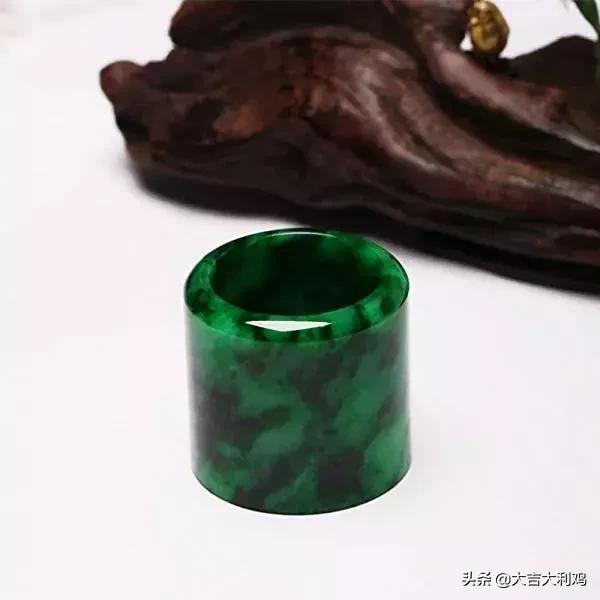 翡翠干青原石图片大全,翡翠干青原石价格-第8张图片-翡翠网 翡翠干青原石图片大全,翡翠干青原石价格-第8张图片-翡翠网