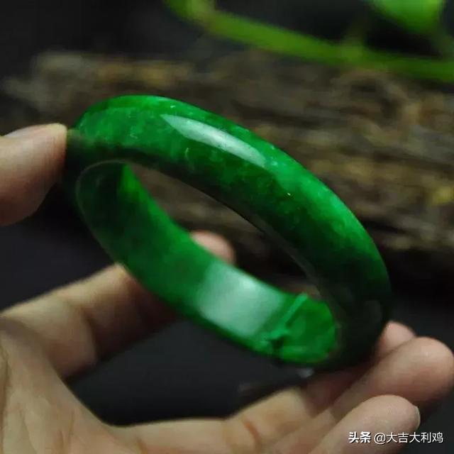 翡翠干青原石图片大全,翡翠干青原石价格-第19张图片-翡翠网 翡翠干青原石图片大全,翡翠干青原石价格-第19张图片-翡翠网