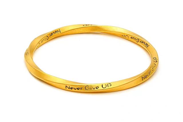 30克的翡翠手镯的简单介绍-第6张图片-翡翠网 30克的翡翠手镯的简单介绍-第6张图片-翡翠网