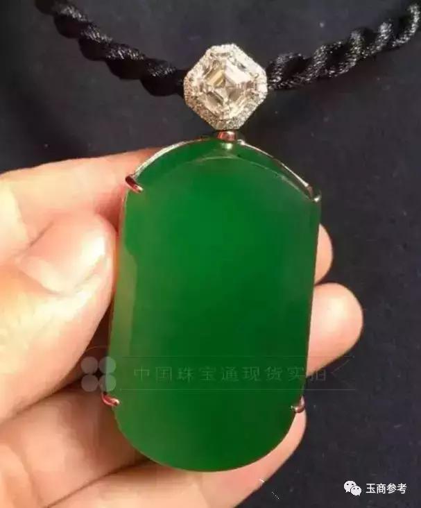 各种翡翠价格一览表,假的翡翠价格-第17张图片-翡翠网 各种翡翠价格一览表,假的翡翠价格-第17张图片-翡翠网
