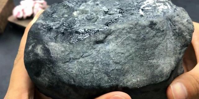 缅甸玉石翡翠观音佛吊坠缅甸翡翠原石玉石-第2张图片-翡翠网 缅甸玉石翡翠观音佛吊坠缅甸翡翠原石玉石-第2张图片-翡翠网