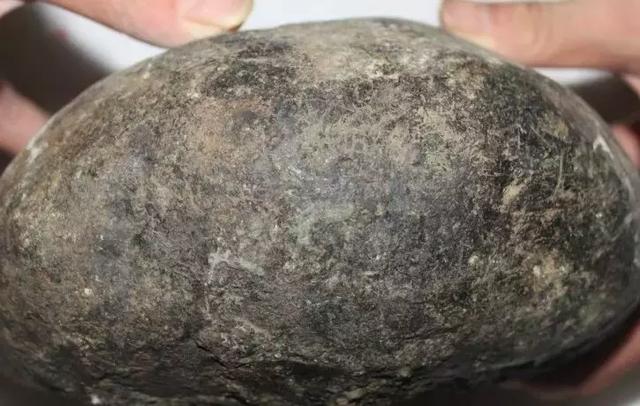 假冒翡翠原石缅甸为什么那么多翡翠原石-第11张图片-翡翠网 假冒翡翠原石缅甸为什么那么多翡翠原石-第11张图片-翡翠网