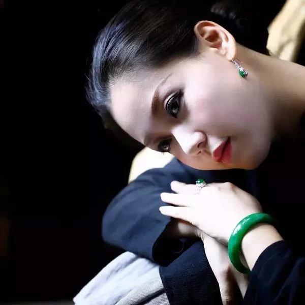 古董翡翠手镯图片,古董翡翠手镯价格-第5张图片-翡翠网 古董翡翠手镯图片,古董翡翠手镯价格-第5张图片-翡翠网