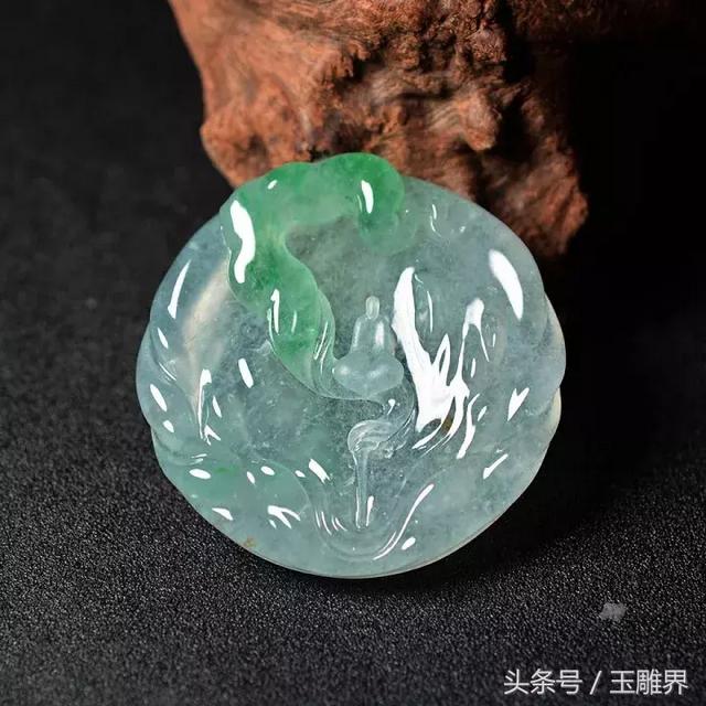 翡翠手镯心料危料翡翠图片-第4张图片-翡翠网 翡翠手镯心料危料翡翠图片-第4张图片-翡翠网