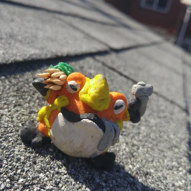 我有翡翠原石给谁看,铁铲打翡翠原石-第21张图片-翡翠网 我有翡翠原石给谁看,铁铲打翡翠原石-第21张图片-翡翠网