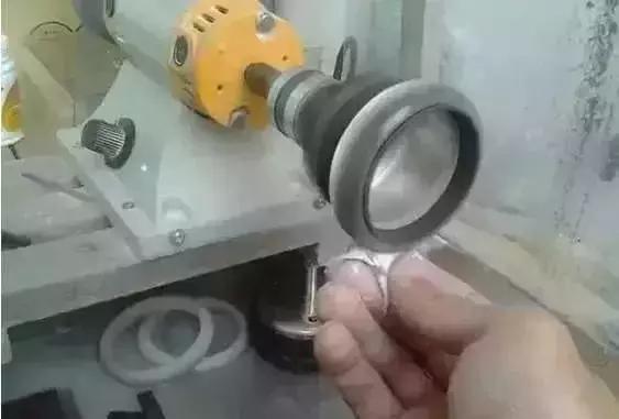 真正龙种翡翠图片高冰玻璃种翡翠价格-第9张图片-翡翠网 真正龙种翡翠图片高冰玻璃种翡翠价格-第9张图片-翡翠网