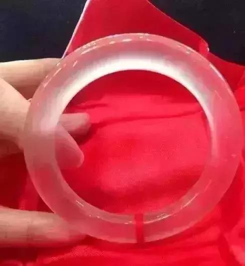 真正龙种翡翠图片高冰玻璃种翡翠价格-第15张图片-翡翠网 真正龙种翡翠图片高冰玻璃种翡翠价格-第15张图片-翡翠网