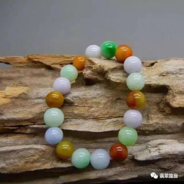 福禄寿三色翡翠手镯价格翡翠三色手镯价格-第7张图片-翡翠网 福禄寿三色翡翠手镯价格翡翠三色手镯价格-第7张图片-翡翠网