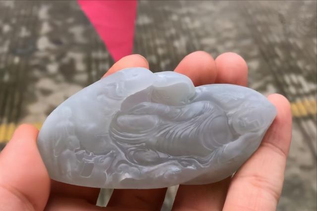 福建哪里可以转手翡翠原石原石翡翠手把件造型-第5张图片-翡翠网 福建哪里可以转手翡翠原石原石翡翠手把件造型-第5张图片-翡翠网