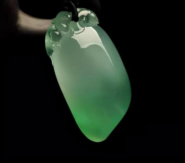 关于听老杨讲翡翠知识的信息-第1张图片-翡翠网 关于听老杨讲翡翠知识的信息-第1张图片-翡翠网