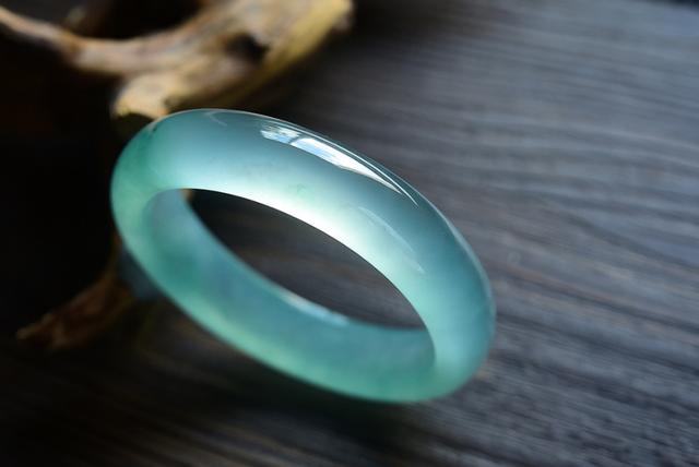 关于听老杨讲翡翠知识的信息-第2张图片-翡翠网 关于听老杨讲翡翠知识的信息-第2张图片-翡翠网