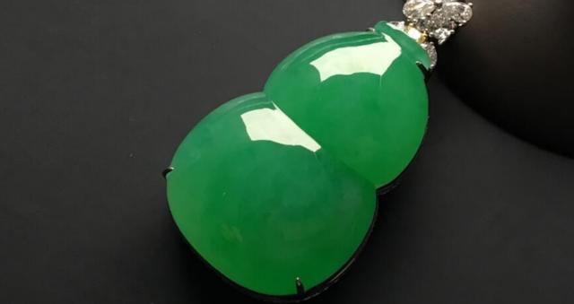 关于听老杨讲翡翠知识的信息-第4张图片-翡翠网 关于听老杨讲翡翠知识的信息-第4张图片-翡翠网