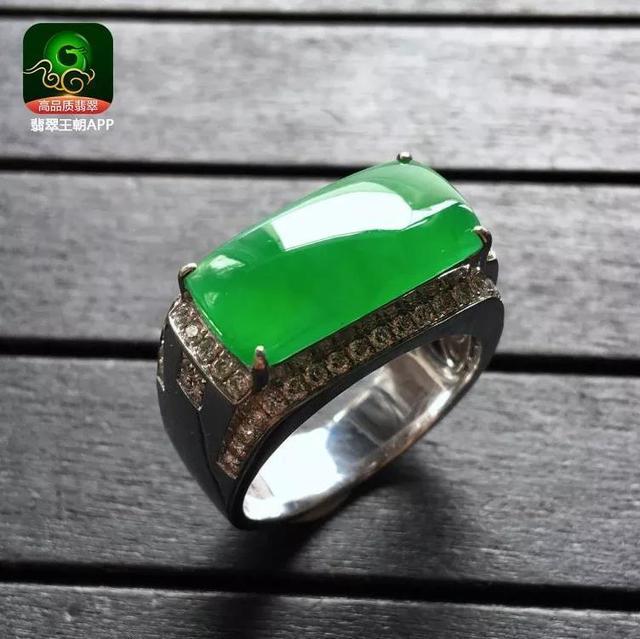 送翡翠手镯意义结婚送翡翠手镯吗-第10张图片-翡翠网 送翡翠手镯意义结婚送翡翠手镯吗-第10张图片-翡翠网