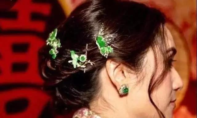 送翡翠手镯意义结婚送翡翠手镯吗-第11张图片-翡翠网 送翡翠手镯意义结婚送翡翠手镯吗-第11张图片-翡翠网