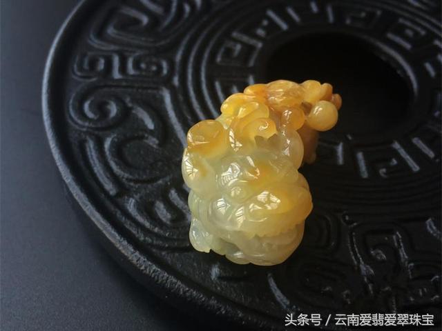 翡翠原石知识入门刘德华春晚翡翠知识-第8张图片-翡翠网 翡翠原石知识入门刘德华春晚翡翠知识-第8张图片-翡翠网