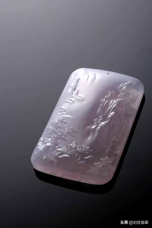 红皮翡翠巧雕,翡翠巧雕手镯-第10张图片-翡翠网 红皮翡翠巧雕,翡翠巧雕手镯-第10张图片-翡翠网