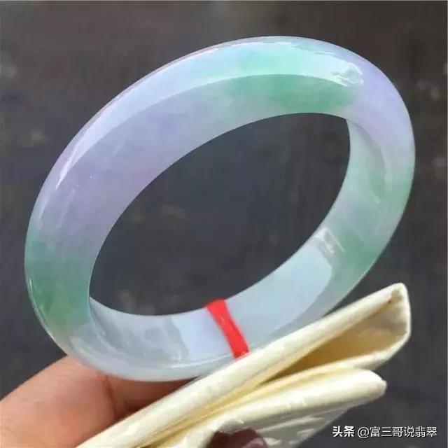 翡翠的基本专业知识翡翠的根基本知识-第1张图片-翡翠网 翡翠的基本专业知识翡翠的根基本知识-第1张图片-翡翠网