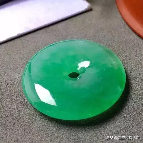 翡翠的基本专业知识翡翠的根基本知识-第6张图片-翡翠网 翡翠的基本专业知识翡翠的根基本知识-第6张图片-翡翠网