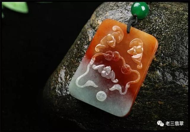 带红翡的翡翠手镯值钱吗,翡翠红翡知识-第5张图片-翡翠网 带红翡的翡翠手镯值钱吗,翡翠红翡知识-第5张图片-翡翠网