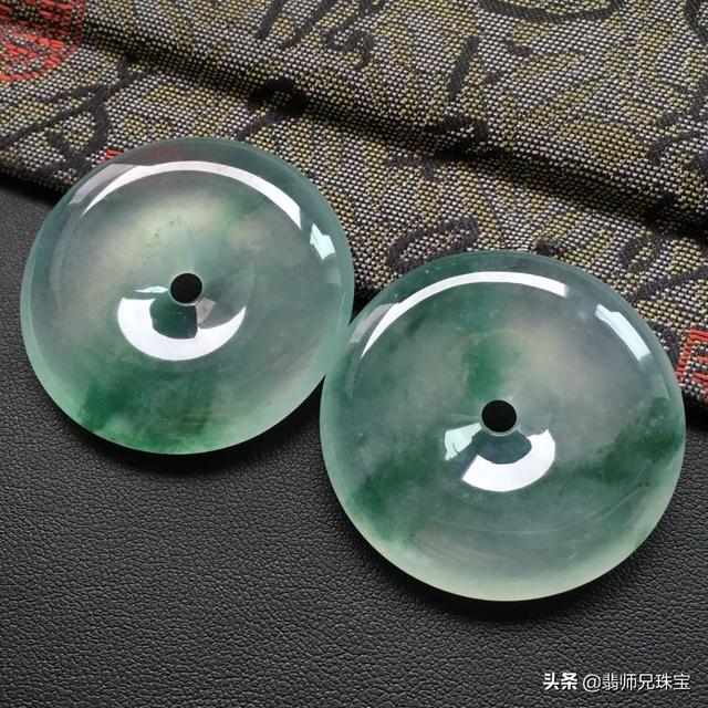 翡翠平安扣佩戴知识翡翠a货平安扣3000元-第5张图片-翡翠网 翡翠平安扣佩戴知识翡翠a货平安扣3000元-第5张图片-翡翠网