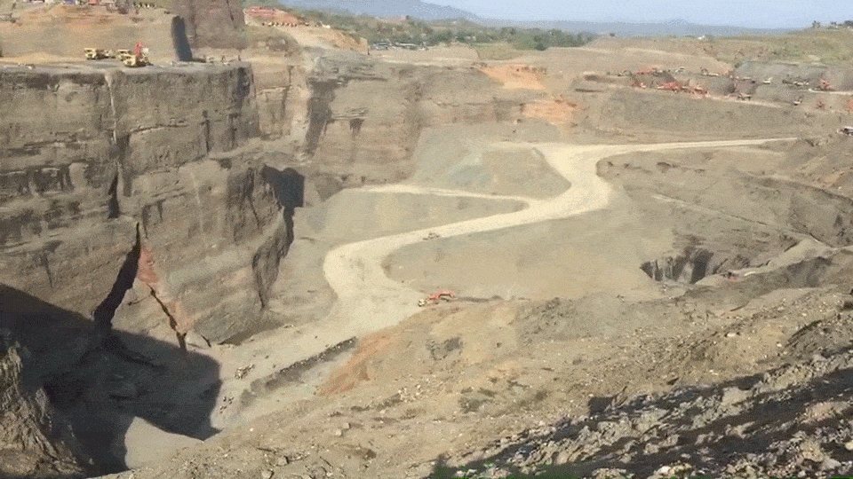 翡翠色料的种,河南翡翠手镯原石种水料和色料-第2张图片-翡翠网 翡翠色料的种,河南翡翠手镯原石种水料和色料-第2张图片-翡翠网