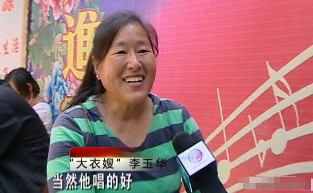 翡翠手镯网红极品红翡翡翠手镯-第9张图片-翡翠网 翡翠手镯网红极品红翡翡翠手镯-第9张图片-翡翠网