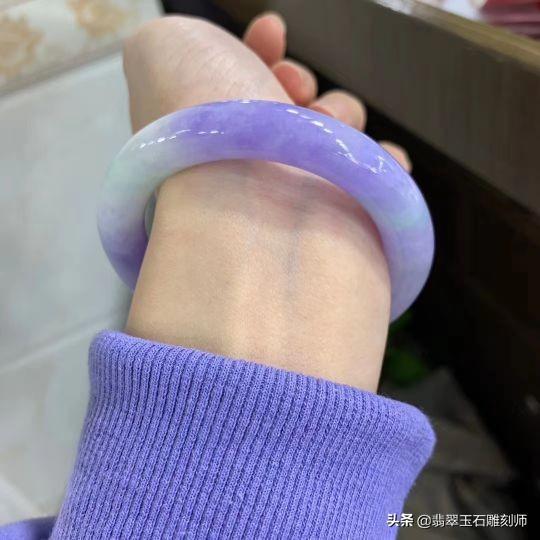 翡翠手镯价格北京翡翠手镯哪个好-第6张图片-翡翠网 翡翠手镯价格北京翡翠手镯哪个好-第6张图片-翡翠网