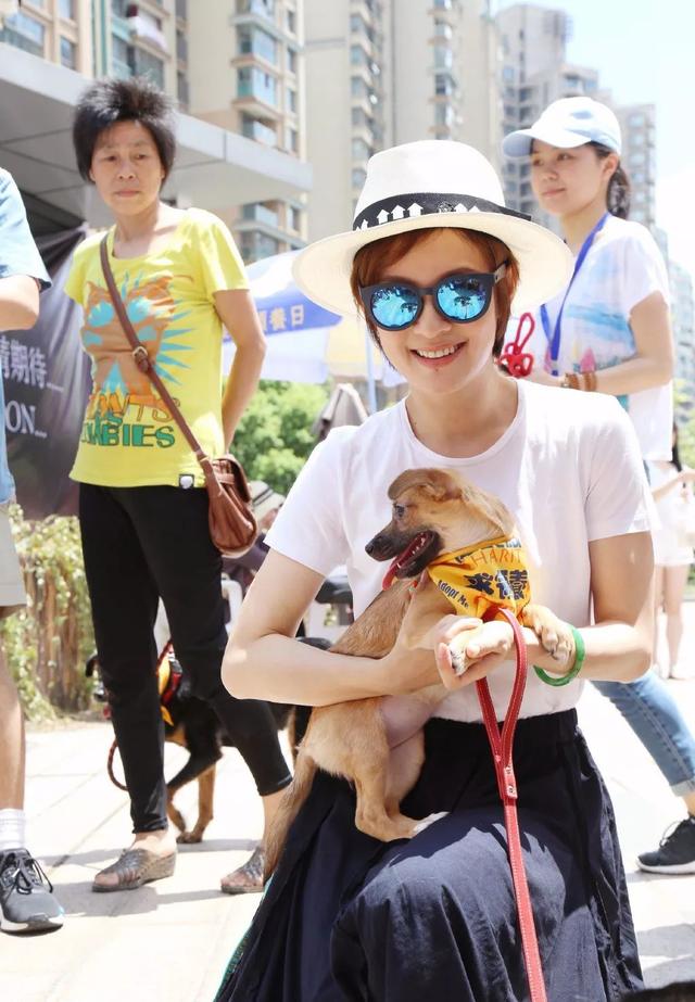 玉石刮痧板多少钱一块,翡翠手镯可以做刮痧吗-第22张图片-翡翠网