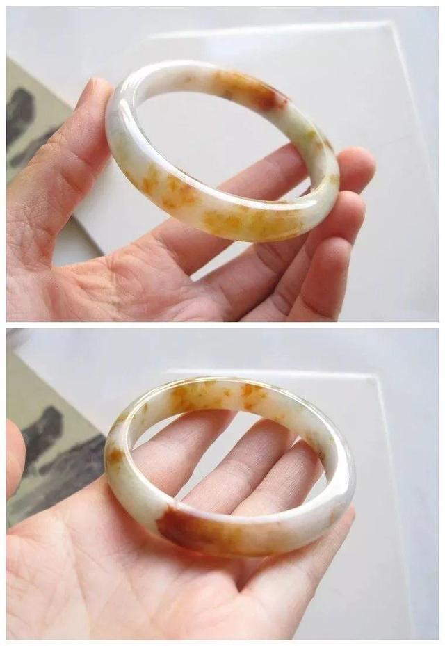 翡翠手镯带洒金,翡翠手镯里的棉絮能带开吗-第1张图片-翡翠网 翡翠手镯带洒金,翡翠手镯里的棉絮能带开吗-第1张图片-翡翠网