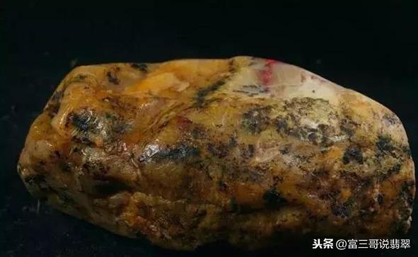 糯豆种翡翠带皮原石北京翡翠原石糯冰-第16张图片-翡翠网 糯豆种翡翠带皮原石北京翡翠原石糯冰-第16张图片-翡翠网