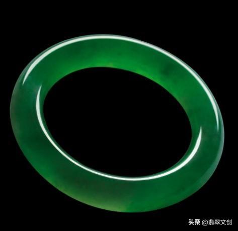 翡翠手镯12种颜色,最贵翡翠手镯价格-第2张图片-翡翠网 翡翠手镯12种颜色,最贵翡翠手镯价格-第2张图片-翡翠网