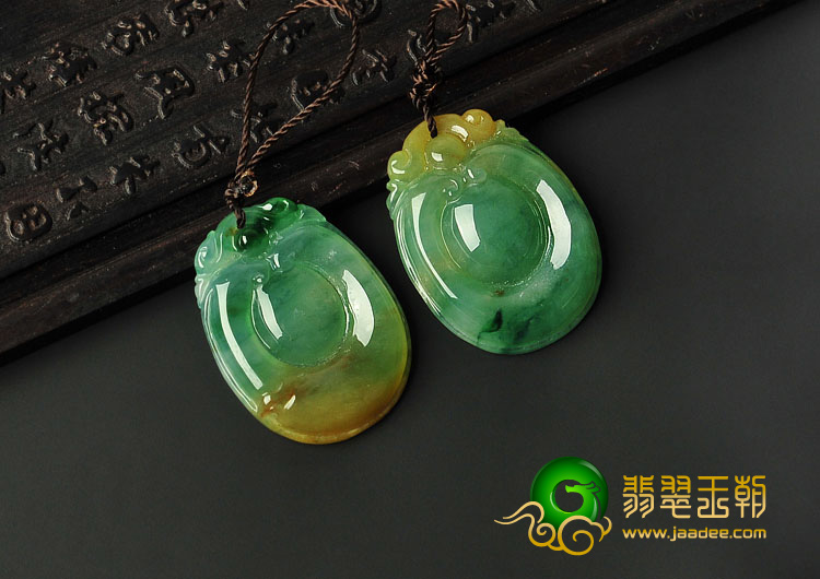 缅甸翡翠玉观音吊坠缅甸翡翠吊坠价格-第2张图片-翡翠网 缅甸翡翠玉观音吊坠缅甸翡翠吊坠价格-第2张图片-翡翠网